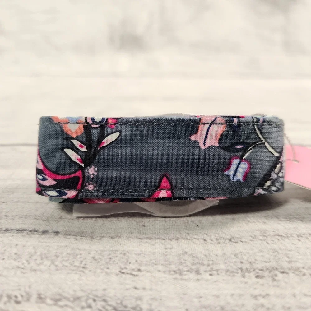 Vera Bradley Wide Lanyard Felicity Paisley Floral Navy Blue Pink 26737-R85 NWT